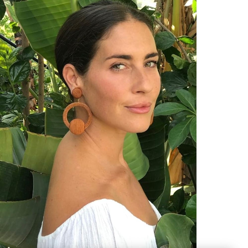 Rebecca de Ravenel Hoop La La Mango Clip On Style Earrings New in box
